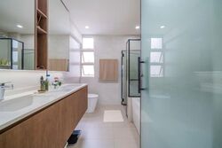 Hillington Green (D23), Condominium #609109131